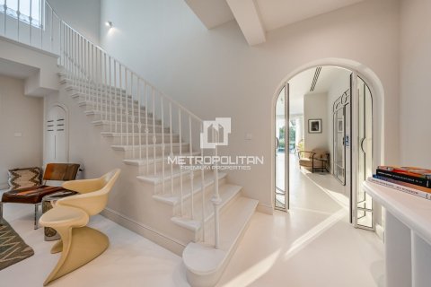 Villa à louer à Jumeirah Golf Estates, Dubai, EAU 5 chambres, 881 m2 № 664476 - photo 8