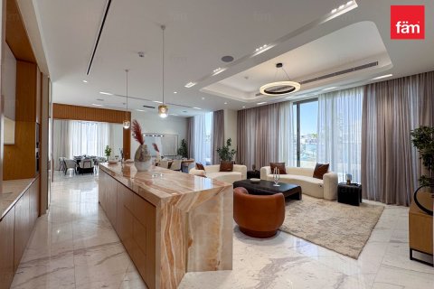 Vila u Dubai, UAE 672 m2, 5 spavaćih soba Br. 685876
