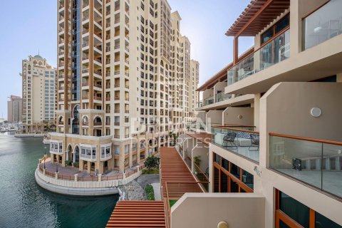 Apartament në Palm Jumeirah, Dubai, Emiratet e Bashkuara Arabe 1 dhomë, 50.91 m2. № 768328 - Foto 11