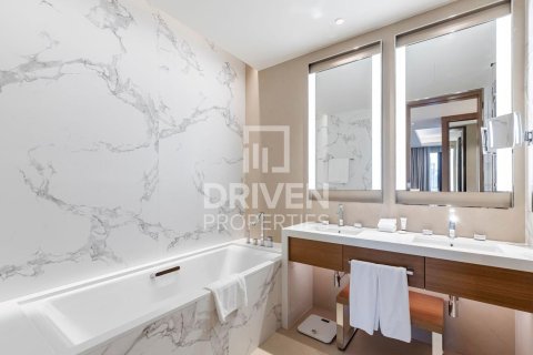 Apartamento para arrendamento em Downtown Dubai (Downtown Burj Dubai), Dubai, EAU 2 quartos, 117.43 m2 № 768095 - foto 17