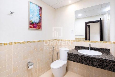 Apartamento en alquiler en Jumeirah Beach Residence, Dubai, EAU 2 dormitorios, 118.45 m2 № 746785 - foto 11