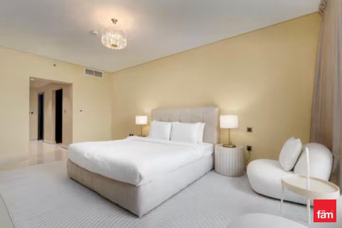 דירה להשכרה ב Palm Jumeirah, Dubai, איחוד האמירויות 2 חדרי שינה, 210.6 מ"ר, מספר 696752 - תמונה 7