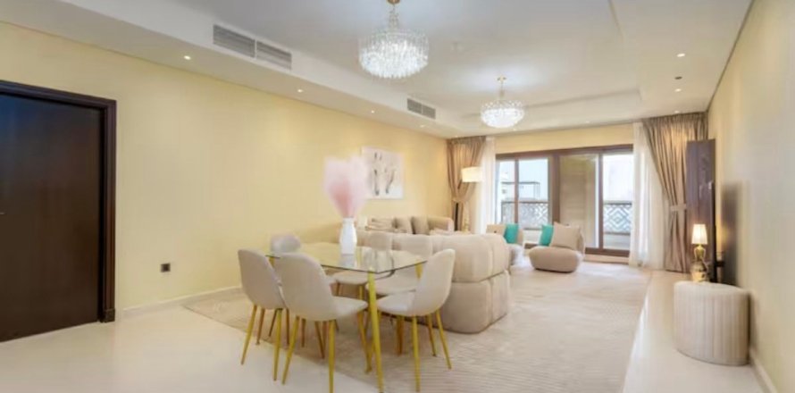 דירה ב Palm Jumeirah, Dubai, איחוד האמירויות 2 חדרי שינה, 210.6 מ"ר מספר 696752