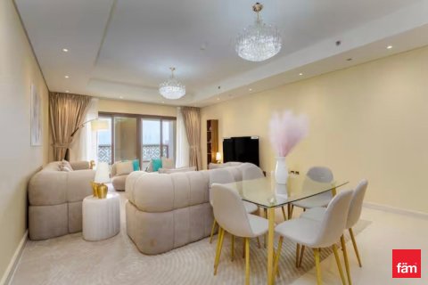 דירה להשכרה ב Palm Jumeirah, Dubai, איחוד האמירויות 2 חדרי שינה, 210.6 מ"ר, מספר 696752 - תמונה 3