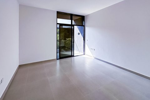 Villetta a schiera in vendita a Tilal City, Sharjah, EAU 4 camere da letto, 246.38 mq. № 749457 - foto 2