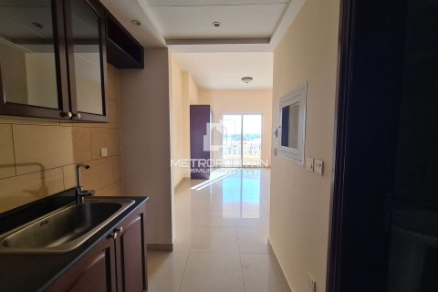 Apartment til salg i Al Hamra Village, Ras Al Khaimah, UAE 42 kvm № 730132 - foto 3