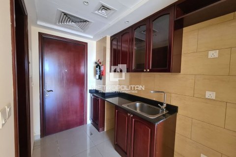 Apartment til salg i Al Hamra Village, Ras Al Khaimah, UAE 42 kvm № 730132 - foto 5