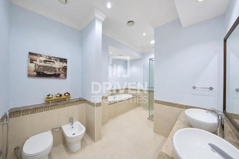 Dupleks në Palm Jumeirah, Dubai, Emiratet e Bashkuara Arabe 3 dhoma gjumi, 636.29 m2. № 767283 - Foto 25