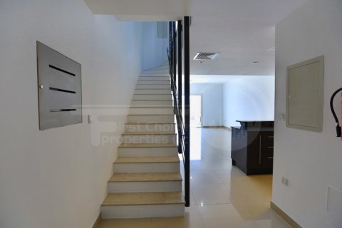 Vila v Al Reef, Abu Dhabi, SAE 3 spálne, 225.1 m2 č. 722277 - Fotografia 6