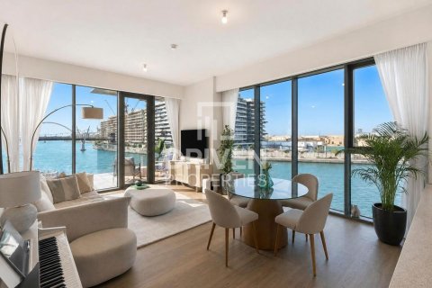 Apartament w Al Wasl, Dubai, ZEA 2 sypialnie, 145.21 mkw. nr 761739
