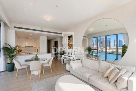 Lakás itt: Al Wasl, Dubai, EAE, 2 hálószoba, 145.21 m², azonosító: 761739 - fénykép 4