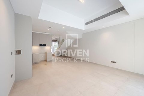 Kuća u nizu u Mohammed Bin Rashid City, Dubai, UAE 131.09 m2, 2 spavaćih soba Br. 761736