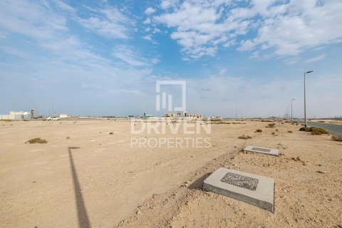 Land in Jebel Ali, Dubai, UAE 945.01 sq.m. № 761735 - photo 2