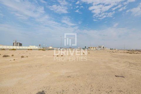 Land in Jebel Ali, Dubai, UAE 945.01 sq.m. № 761735 - photo 1
