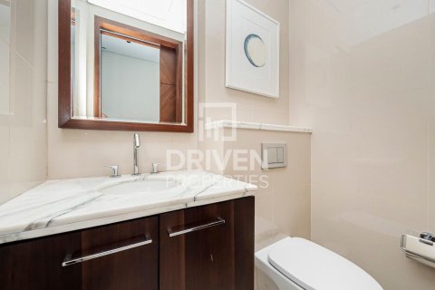 Apartment til salg i Downtown Dubai (Downtown Burj Dubai), Dubai, UAE 1 soveværelse, 107.49 kvm № 767229 - foto 12