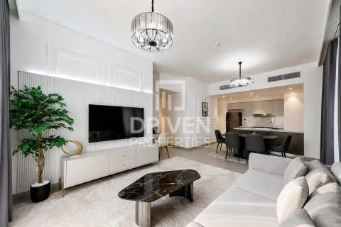 Apartamento para arrendamento em Downtown Dubai (Downtown Burj Dubai), Dubai, EAU 3 quartos, 147.53 m2 № 765595 - foto 2