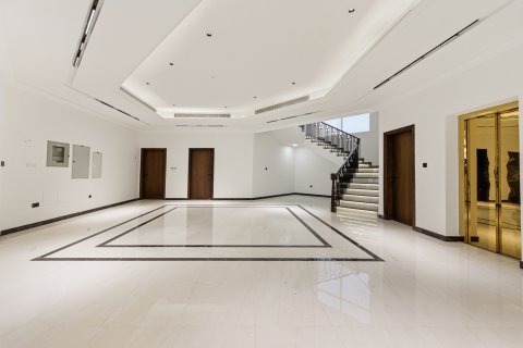 Villa en Dubai, EAU 6 dormitorios, 826.84 m² № 750256