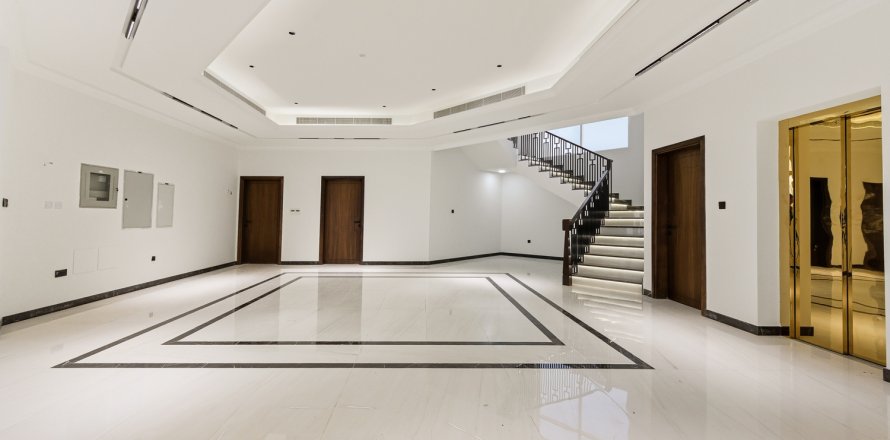 ویلا در Dubai ، امارات متحده عربی 6 خوابه ، 826.84 متر مربع.  شماره 750256