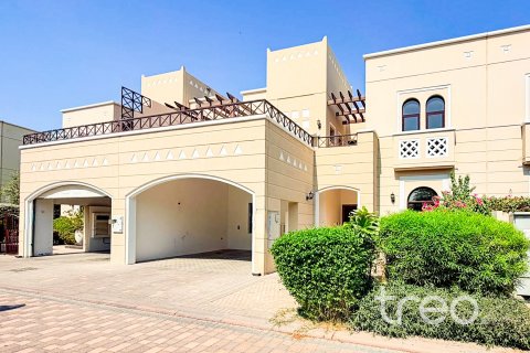 Βίλα σε Mudon, Dubai, ΗΑΕ 4 υπνοδωμάτια, 369.48 τ.μ. Αρ. 761409 - φωτογραφία 2