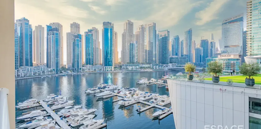 Apartmán v Dubai Marina, SAE 2 spálne, 165 m2 č. 737774