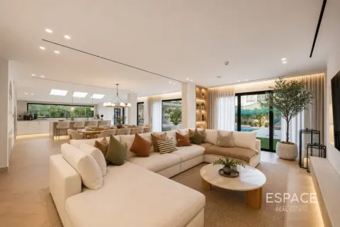 Villa in vendita a Jumeirah Village Triangle, Dubai, EAU 4 camere da letto, 369 mq. № 737772 - foto 2