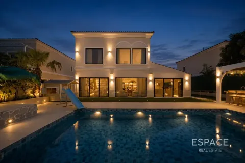 Villa asukohaga Jumeirah Village Triangle, Dubai, AÜE: 4 magamistoaga, 369 m² Nr 737772