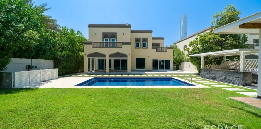 Vila di Jumeirah Park, Dubai, UEA 5 kamar tidur, 436 m2 nomor 737786