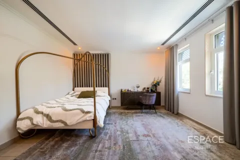 Vila di Jumeirah Park, Dubai, UEA 5 kamar tidur, 436 m2 nomor 737786 - foto 12