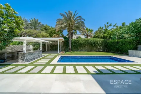 Vila di Jumeirah Park, Dubai, UEA 5 kamar tidur, 436 m2 nomor 737786 - foto 19