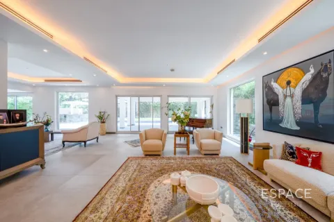 Vila di Jumeirah Park, Dubai, UEA 5 kamar tidur, 436 m2 nomor 737786 - foto 3