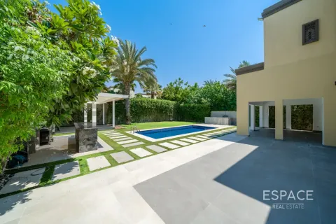 Vila di Jumeirah Park, Dubai, UEA 5 kamar tidur, 436 m2 nomor 737786 - foto 18