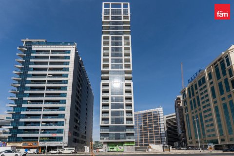Shop in Al Barsha, Dubai, UAE 299.9 sq.m. № 738564