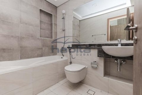 Apartmen di Business Bay, Dubai, UAE 2 bilik tidur, 104.8 meter persegi № 514843 - foto 14