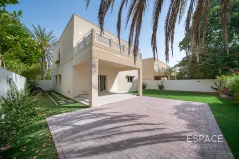 Vila v Meadows, Dubai, SAE 4 ložnice, 373 m² Č.: 650217 - fotografie 20