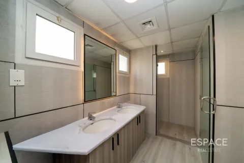 Vila v Meadows, Dubai, SAE 4 ložnice, 373 m² Č.: 650217 - fotografie 17