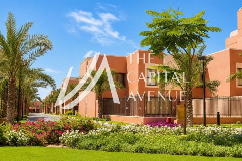Vila v Abu Dhabi, SAE 4 spálne, 278.71 m2 č. 762847