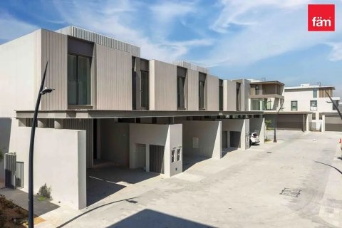 Shtëpi në qytet në Dubai, Emiratet e Bashkuara Arabe 3 dhoma gjumi, 276 m2. № 678957 - Foto 4