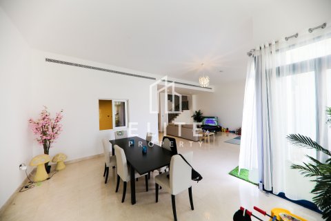 Vila v Palm Jumeirah, Dubai, SAE 5 spální, 325 m2 č. 736464 - Fotografia 6