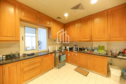 Vila v Palm Jumeirah, Dubai, SAE 5 spální, 325 m2 č. 736464 - Fotografia 4