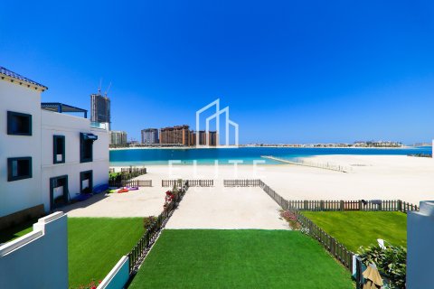 Vila v Palm Jumeirah, Dubai, SAE 5 spální, 325 m2 č. 736464 - Fotografia 10