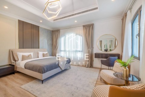 Vila u gradu Palm Jumeirah, Dubai, UAE 5 spavaće sobe, 492 m2 Br. 736466 - Slika 11