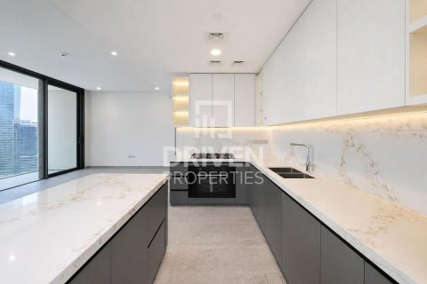 Lägenhet uthyres i Business Bay, Dubai, UAE 3 sovrum, 179.95 kvm Nr. 754238 - fotografi 17