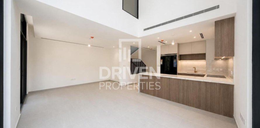 Townhouse sa Mudon, Dubai, UAE 4 silid-tulugan, 262.92 sq.m. № 754242