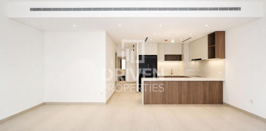 Shtëpi në qytet në Mudon, Dubai, Emiratet e Bashkuara Arabe 3 dhoma gjumi, 174.1 m2. № 754241