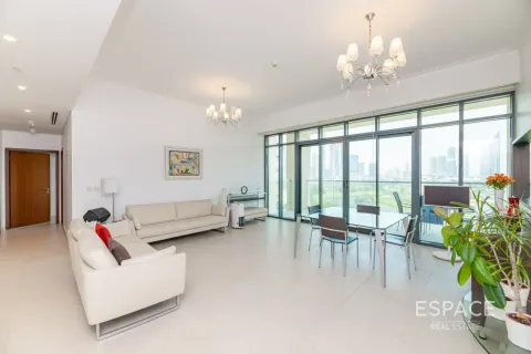 The Hills、Dubai、UAEにあるマンション 3ベッドルーム、166 m2 No650174