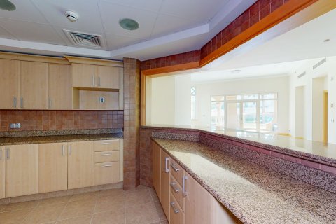 Пәтер Пальма Джумейра, Дубай, БАӘ-да 3 жатын бөлмелер, 206.49 м² № 759803 - фото 15