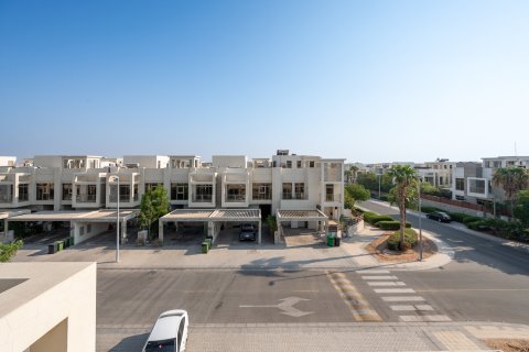 Maison de ville à louer à Meydan, Dubai, EAU 3 chambres, 235.22 m2 № 759799 - photo 9