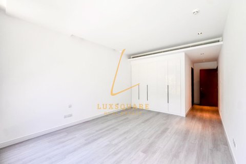 Apartemen di Al Wasl, Dubai, UEA 3 kamar tidur, 203 m2 nomor 763894 - foto 16