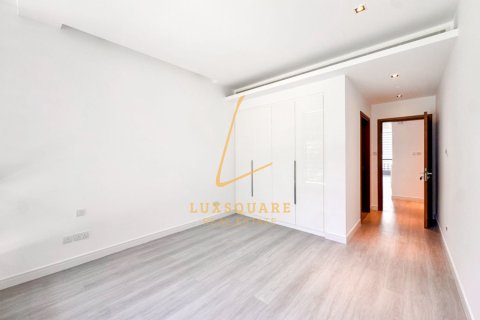Apartemen di Al Wasl, Dubai, UEA 3 kamar tidur, 203 m2 nomor 763894 - foto 9