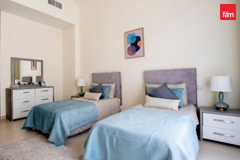 Apartment in Mirdif, Dubai, UAE 3 bedrooms, 165.1 sq.m. № 765752 - photo 7